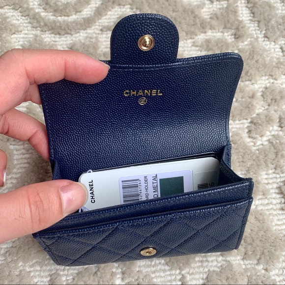 SOLD✖️CHANEL Caviar Quilted Flap Wallet - Picture 4 of 5